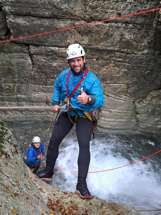 ICAN CANYONING ΣΧΟΛΗ ΚΑΤΑΒΑΣΗΣ ΦΑΡΑΓΓΙΩΝ ΑΡΧΑΡΙΩΝ ΜΥΗΣΗΣ ELEMENTARY LEVEL, IOANNINA